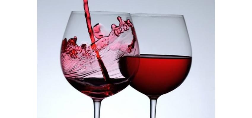 การดื่มไวน์นั้นดีกว่าการไปโรงยิมหรือเปล่า นักวิทยาศาสตร์ตอบว่าใช่
